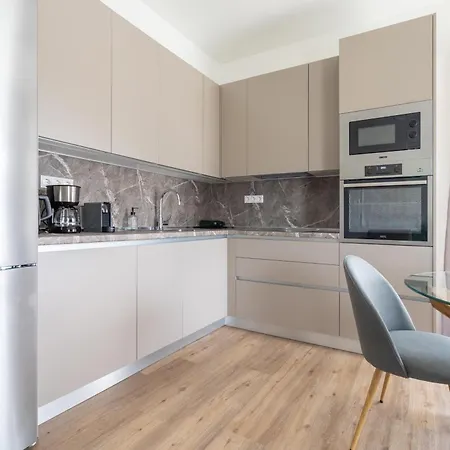 Sea View Stylish Penthouse In Varkiza Apartment *