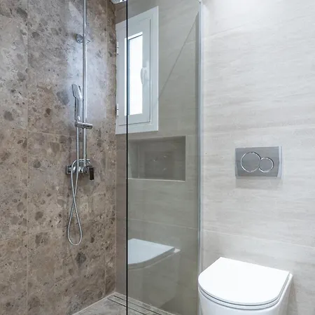 Sea View Stylish Penthouse In Varkiza Vari (Attica)